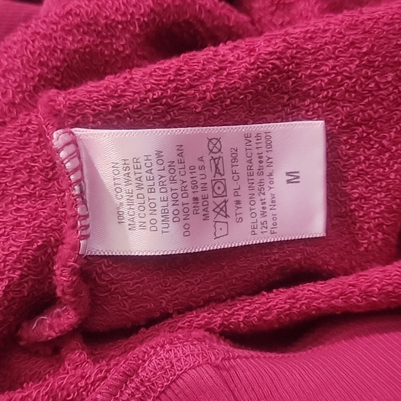 Peloton fuchsia oversized crew neck sweater Womans size medium - Picture 5 of 5